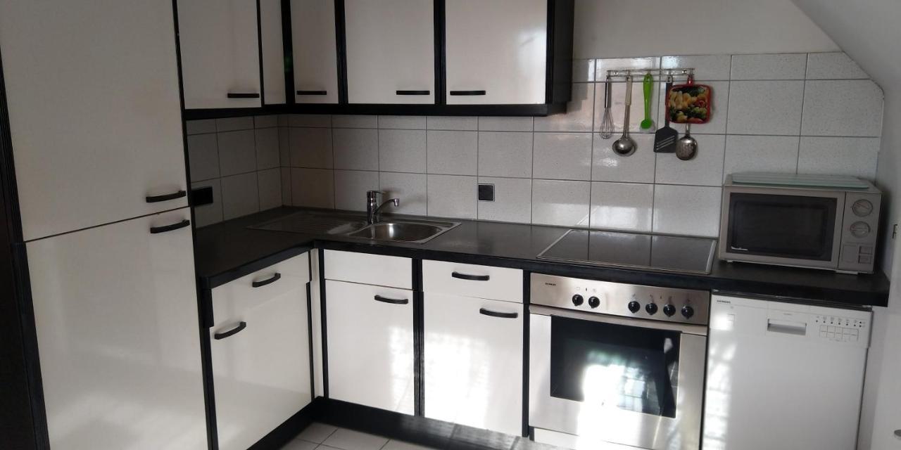 Haus Kiko Apartment Velden am Worthersee Bagian luar foto